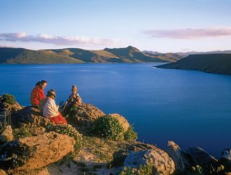 Озеро Титикака: «Загадочное Андское Море» 🌊