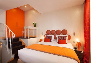Фото Hotel Le petit Paris №