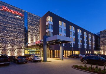 Фото Hampton by Hilton Warsaw Airport №