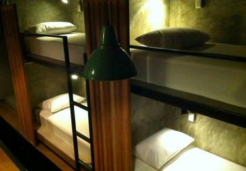 Фото In a Box Hostel №