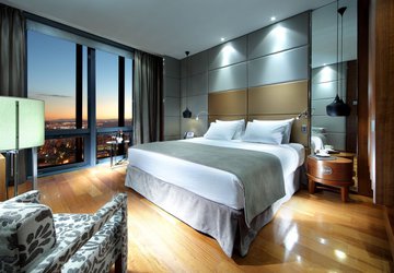 Фото Eurostars Madrid Tower №