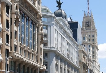 Фото Tryp Madrid Cibeles Hotel №