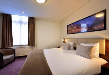 Фото Best Western Dam Square Inn №