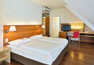 Фото Отель Austria Trend Hotel Beim Theresianum №