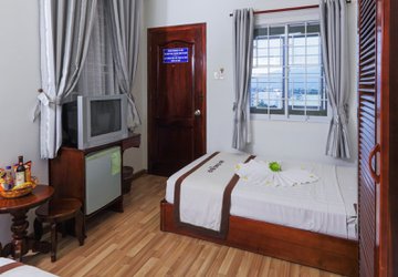 Фото Nha Trang Beach Hotel №