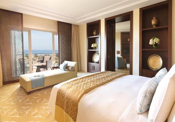 Фото The Ritz-Carlton, Dubai №