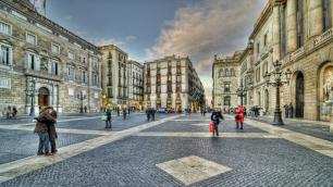 Площадь Святого Иакова в Барселоне