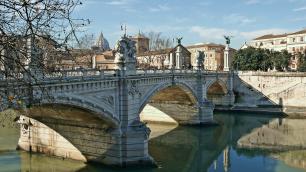 Мост Витторио Эммануэля II в Риме