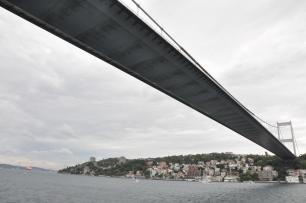 Мост султана Мехмеда Фатиха в Стамбуле