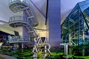 Музей искусства и науки в Сингапуре