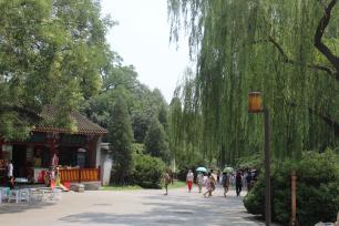 Парк Бэйхай в Пекине