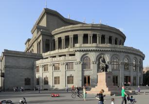 Театр балета им. А. А. Спендиарова в Ереване