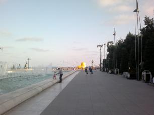 Приморский бульвар (Dənizkənarı Bulvar | Seaside Boulevard) в Баку