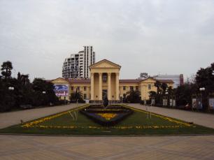 Площадь Искусств 