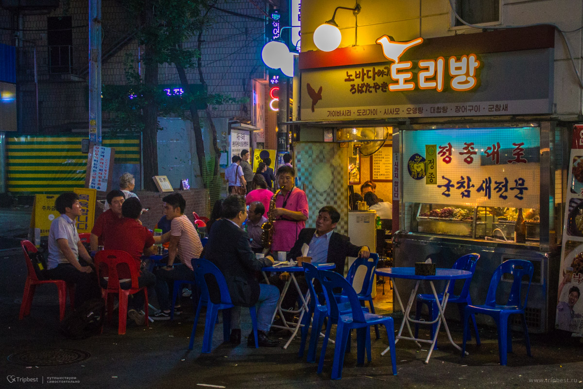 Уличное кафе в Сеуле