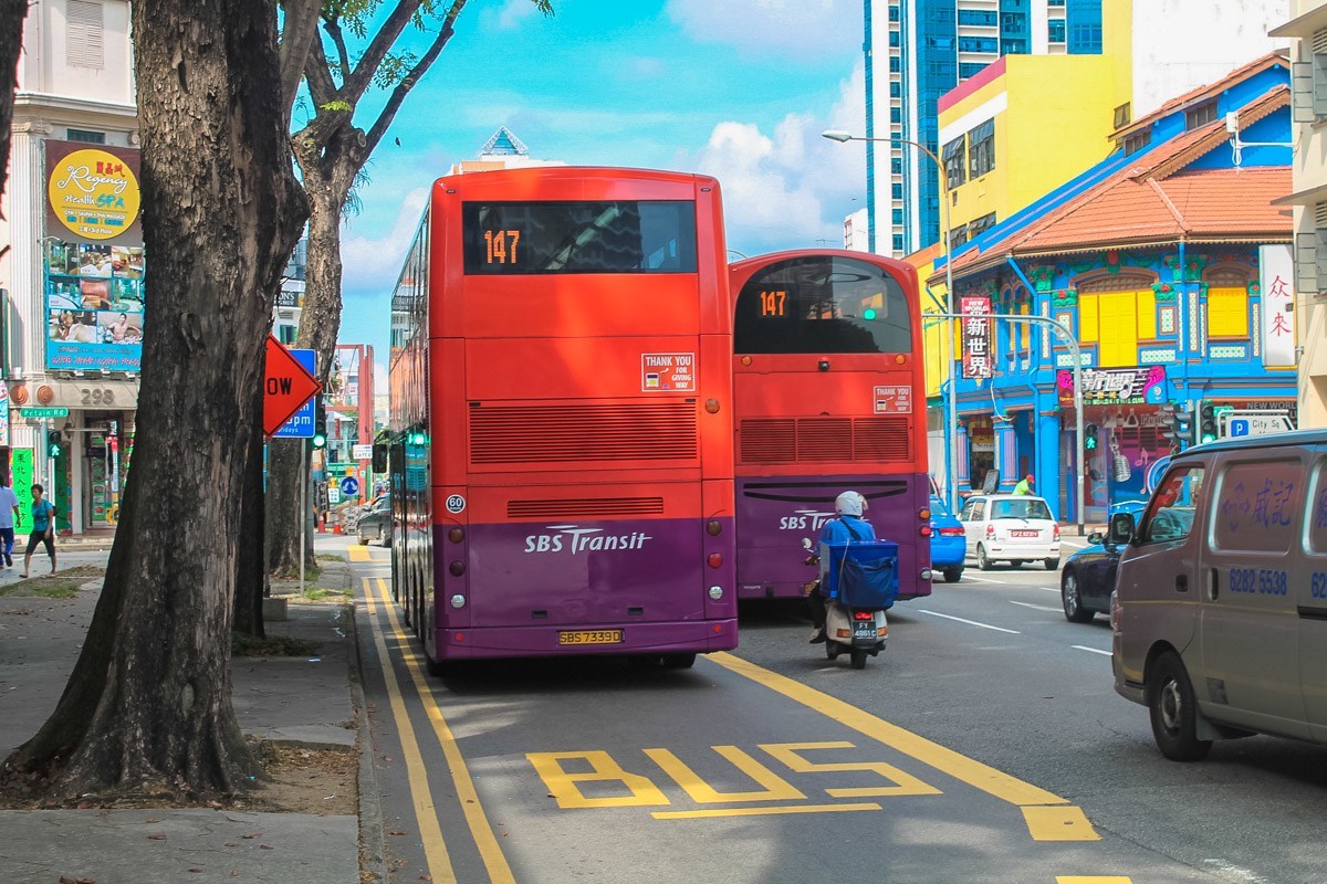 Двухэтажный автобус в Сингапуре