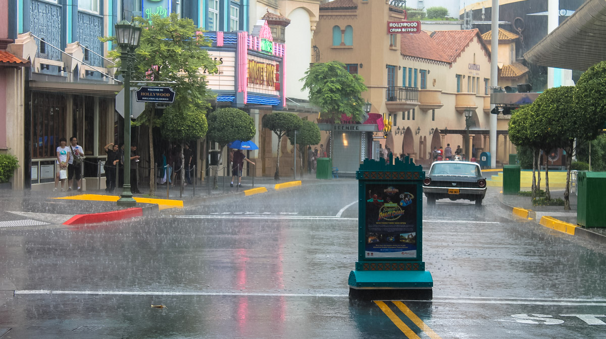 Ливень в парке развлечений Universal Studios