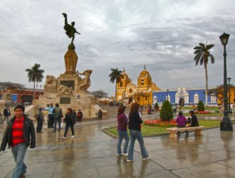 Трухильо: «Город Вечной Весны» (Перу)