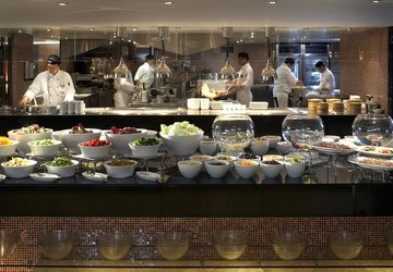 Фото Courtyard by Marriott Hong Kong №