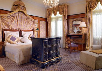 Фото Hotel Bristol - A Luxury Collection Hotel №