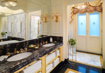 Фото Hotel Bristol - A Luxury Collection Hotel №