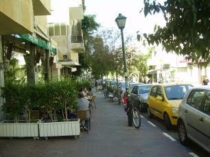 Улица Шенкин в Тель-Авиве