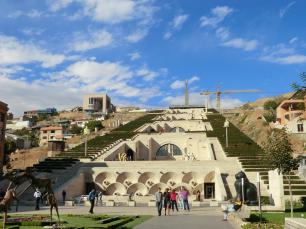 Большой Каскад в Ереване