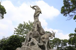 Статуя пяти козлов в Гуанчжоу